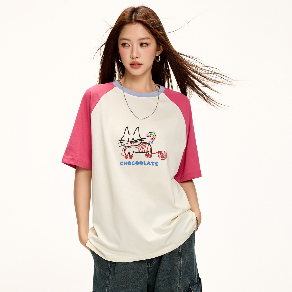 13713913.CHOCOOLATE小猫印花圆领撞色插肩袖休闲宽松短袖t恤女