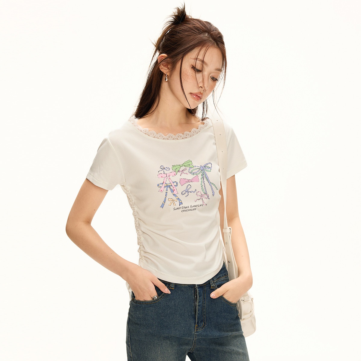 13714220.CHOCOOLATE蕾丝花边褶皱绑带夏季甜美印花短袖t恤上衣