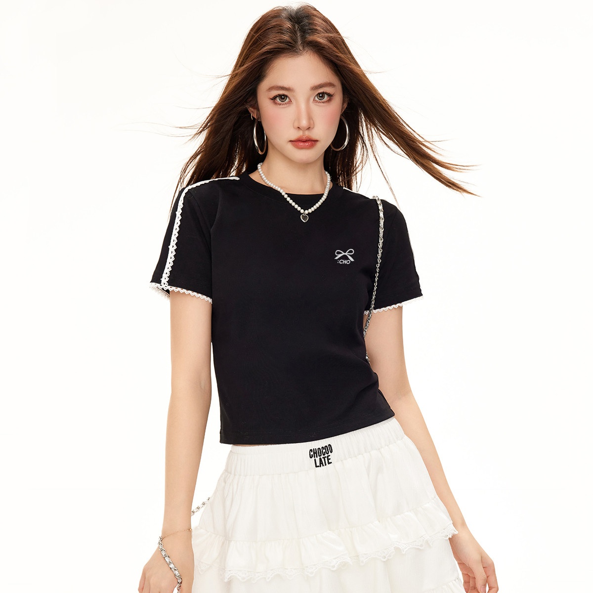 13714629.CHOCOOLATE夏季新款短袖t恤小个子日常百搭圆领上衣女