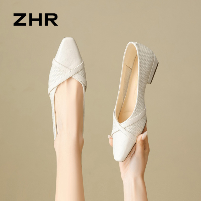 13144905.【ZHR则则】浅口尖头套脚粗跟女鞋[PU]