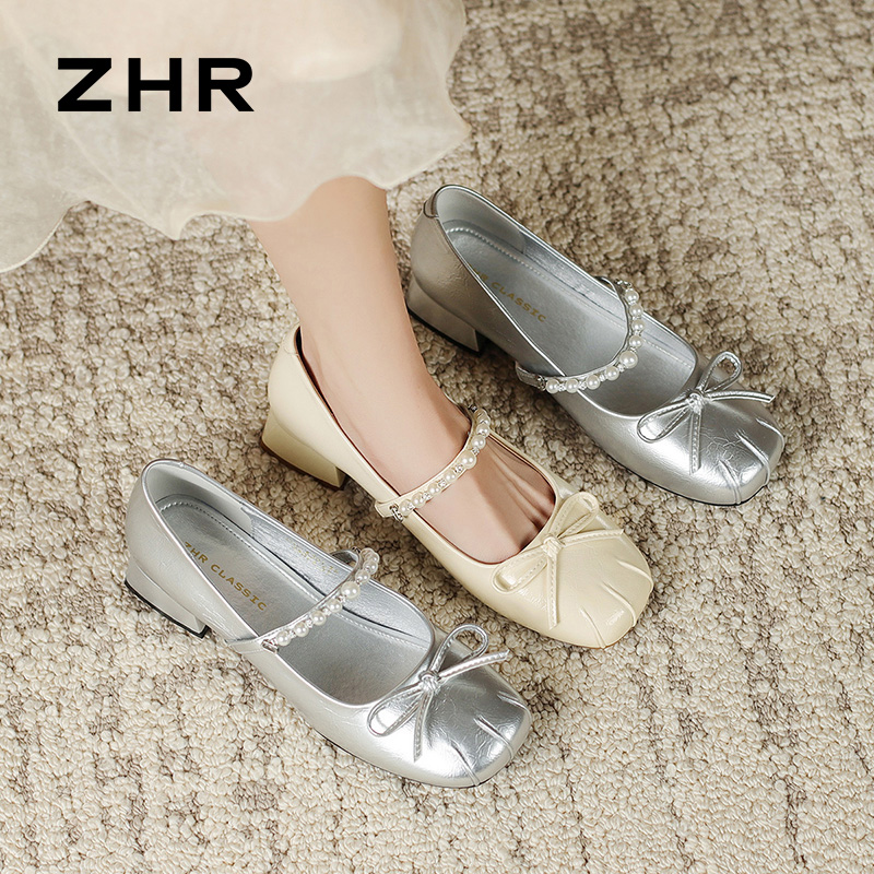 13628350.【ZHR则则】玛丽珍鞋方头水钻条带套脚粗跟女鞋[PU]