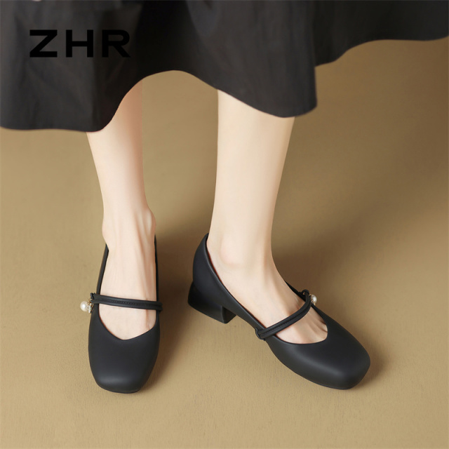 13145252.【ZHR则则】玛丽珍鞋方头套脚粗跟女鞋[PU]