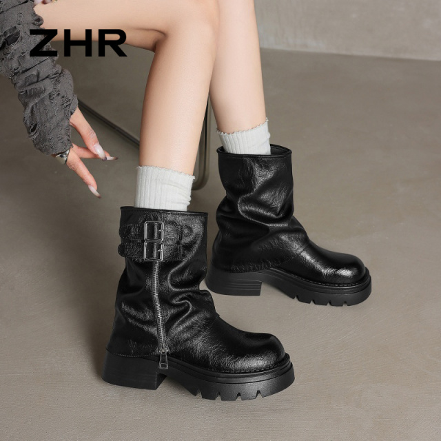 13845952.【ZHR则则】短靴套脚圆头厚底女鞋[PU]