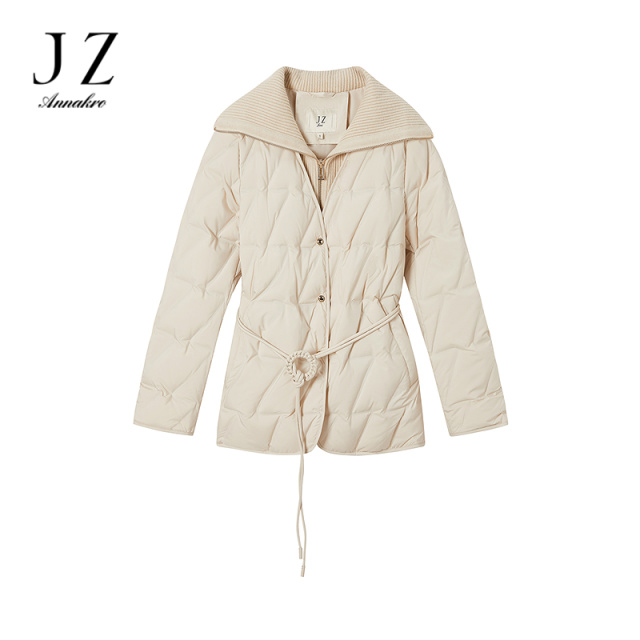 13149654.JUZUI玖姿休闲风针织翻领短款收腰羽绒服女2025冬季新款JTFD03314