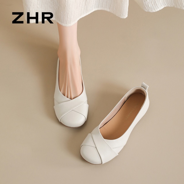 13151259.【ZHR则则】浅口圆头套脚平底女鞋[超纤]