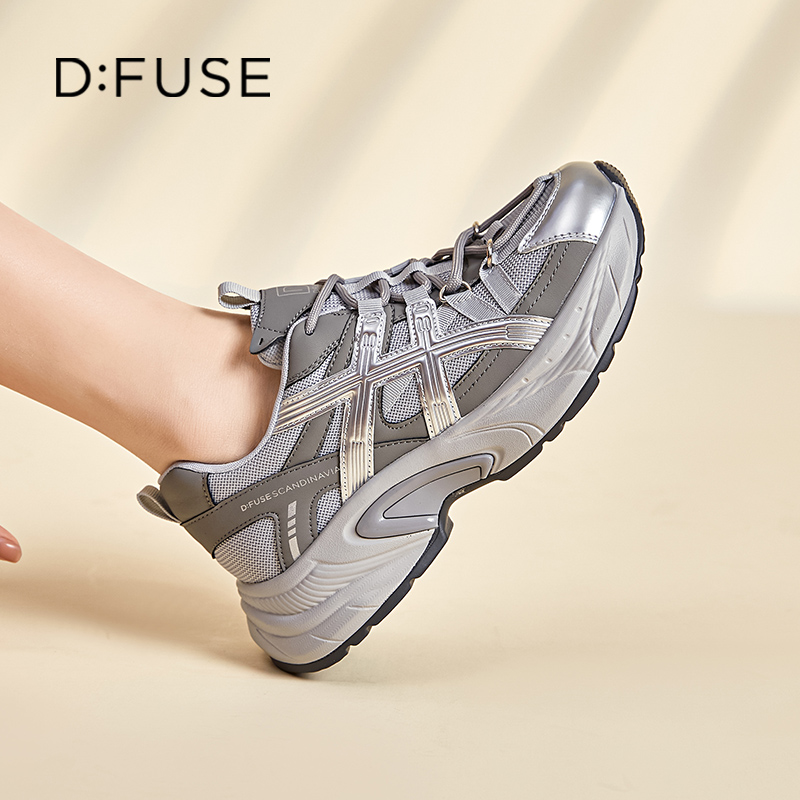 13156389.墨斯本D:Fuse/迪芙斯新款厚底增高运动休闲百搭女鞋星期六集团DF4311183J