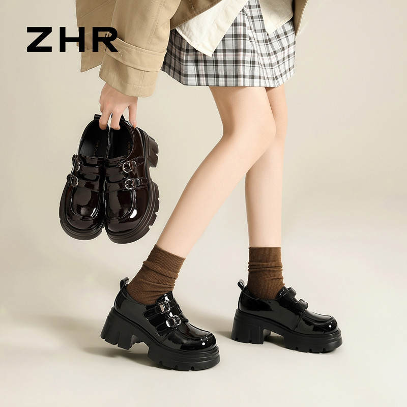 13161579.【ZHR则则】深口单鞋圆头魔术贴厚底女鞋[镜面PU]