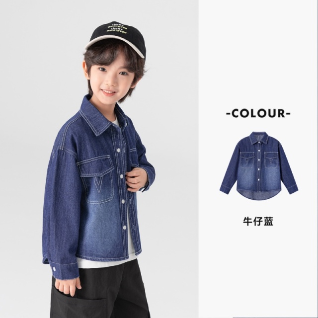 13311708.男童衬衣春秋款翻领时尚宽松简约蓝色牛仔衬衫儿童潮范有型薄外套