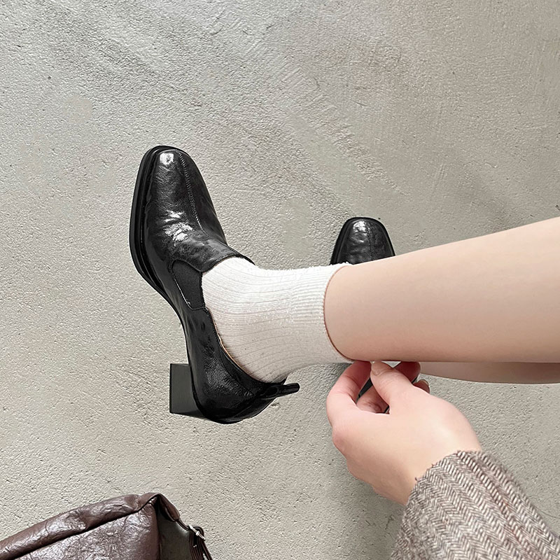 13180298.Hanychen羊皮早春新款粗跟方头一脚蹬深口单鞋百搭乐福鞋女