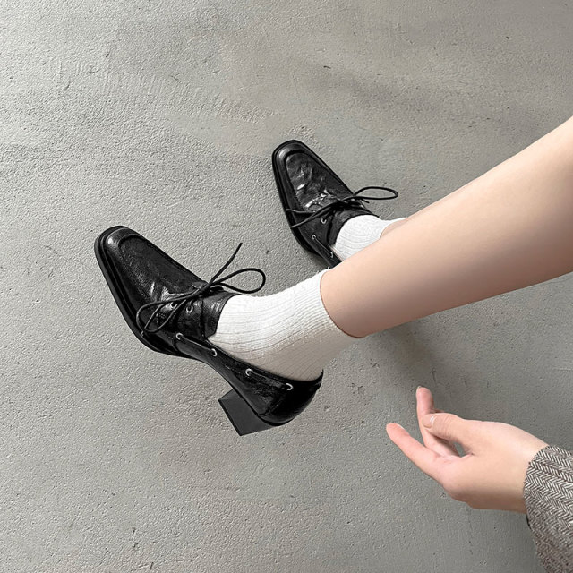 13180297.Hanychen羊皮早春新款法式复古方头小单鞋系带粗跟通勤女鞋子