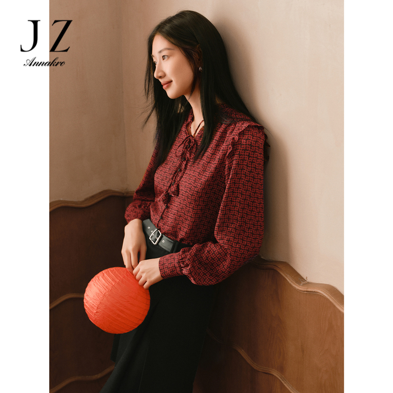 13181777.玖姿安娜蔻法式优雅宫廷风木耳边肌理印花衬衫女春季新款