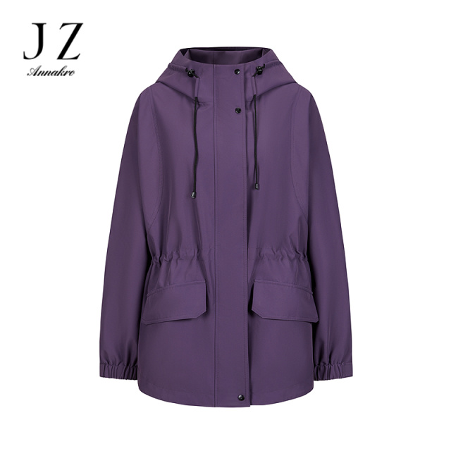 13187663.JUZUI玖姿轻户外山系机能风连帽风衣女春秋季新款JTFQ41303