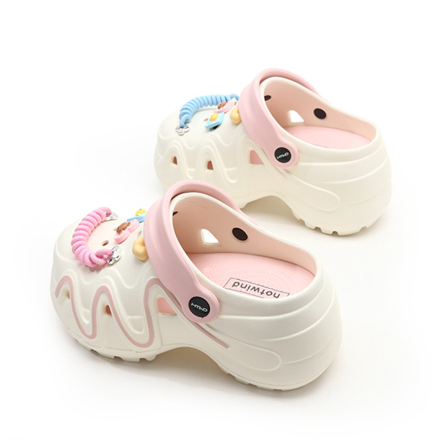 13227912.热风HOTWIND踩屎感多巴胺沙滩凉鞋两穿洞洞鞋外穿轻便凉鞋