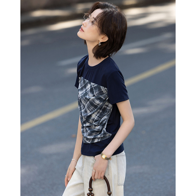 13233470.【勾勒双C腰】夏季都市复古风晕染格纹抽褶罗纹显瘦t恤女高级感