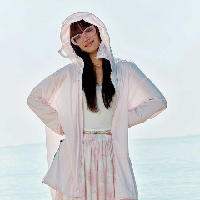 13240045.艾莱依防晒衣女防晒服UPF100透气淡人穿搭中长款轻薄外套