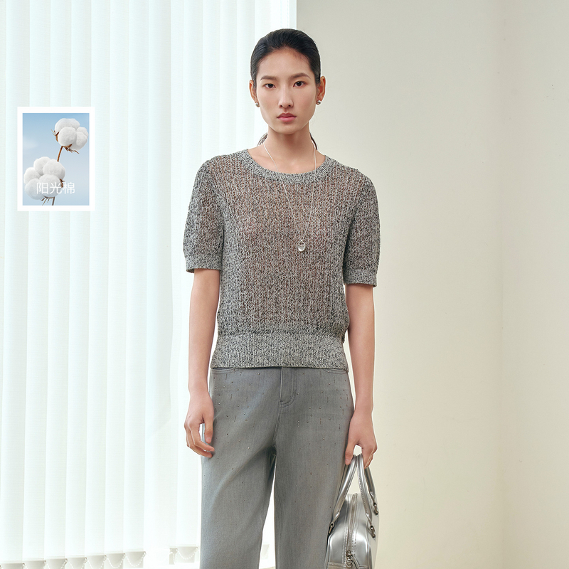 13244839.三彩丽雪leisure2026夏季新款针织衫中袖圆领花灰毛衫套头衫女