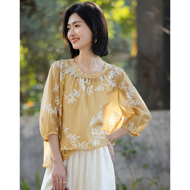 13242435.【清爽莱赛尔】夏季花边领刺绣短袖宽松显瘦小个子衬衫女高级感