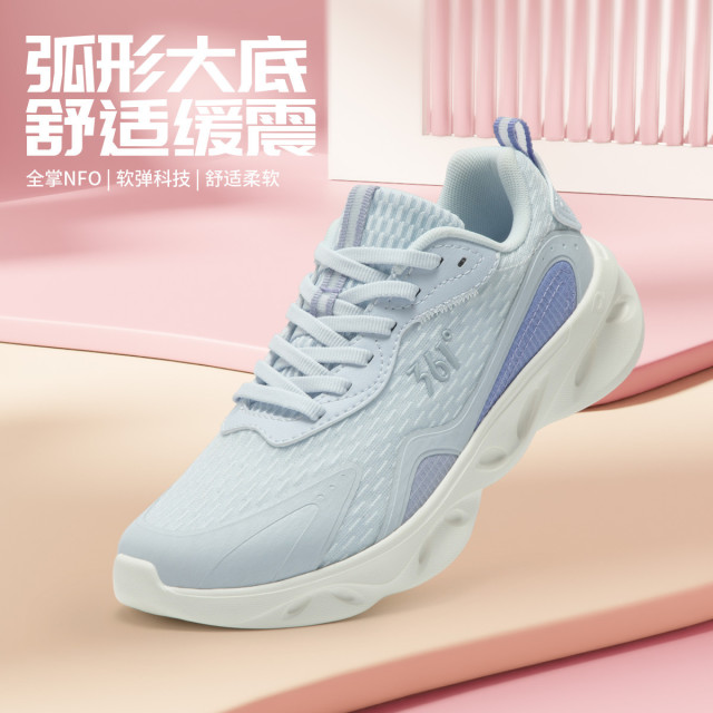 13261017.361°轻便舒适女鞋通勤跑步鞋682412223FH