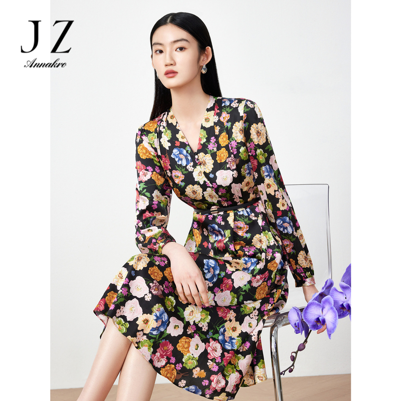 13260831.商场同款JZ玖姿裙子女装春季新款弹力缎真丝连衣裙JWDC50060