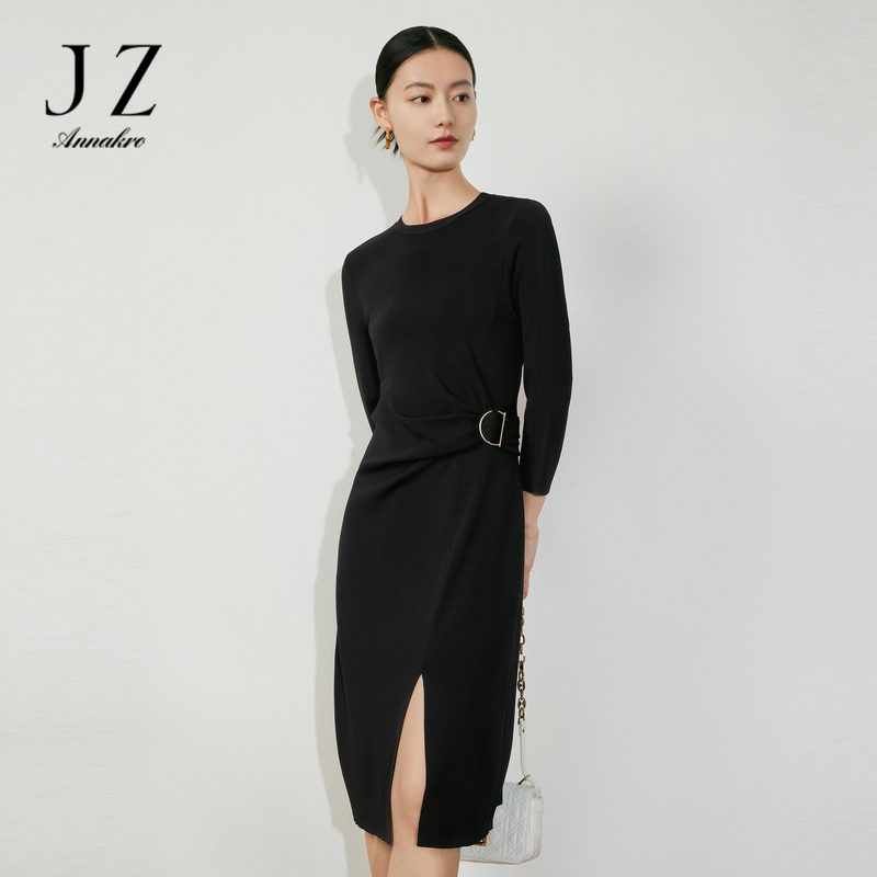 13266362.JZ玖姿毛衫针织连衣裙女装春季新款收腰显瘦开衩小黑裙