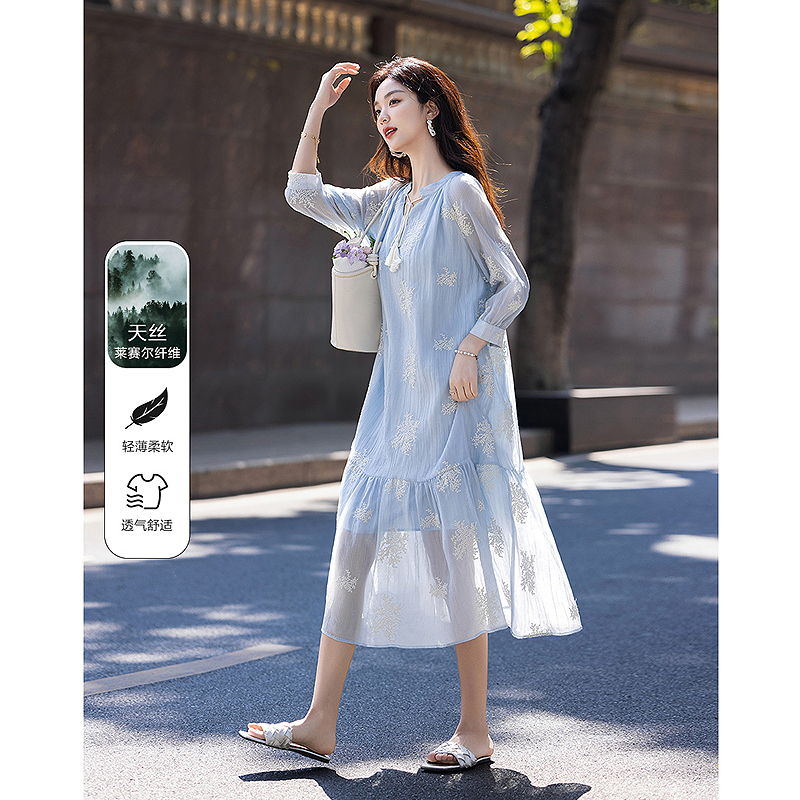 13289328.【宽松无腰线】夏季仙女风高阶莱赛尔刺绣娃娃裙系带领女式连衣裙