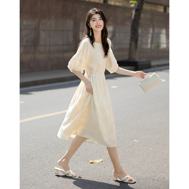 13289266.【重工立体剪花工艺】夏季法式轻薄宽松五分袖抽绳中长女式连衣裙