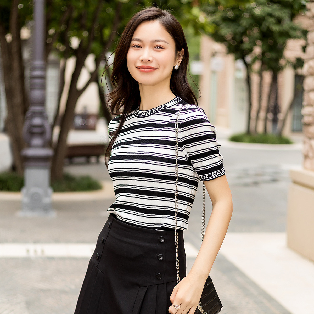 13293260.【专柜同款】【条纹针织衫】休闲百搭减龄弹力女式T恤