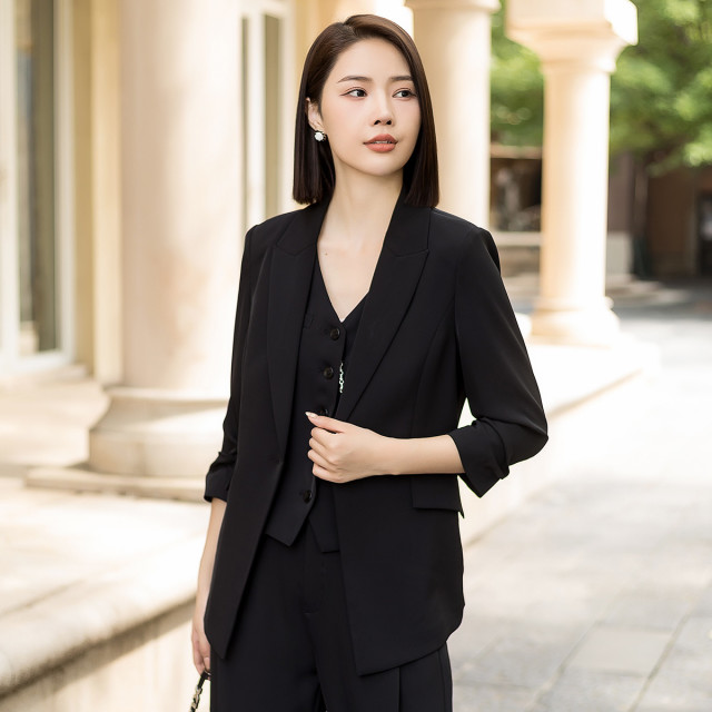13295489.【专柜同款】【通勤西服】气质减龄时尚简约女式外套