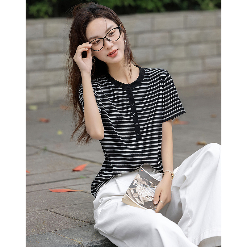 13288880.【舒适主义】夏季复古风圆领条纹打底衫小个子弹力针织女式t恤