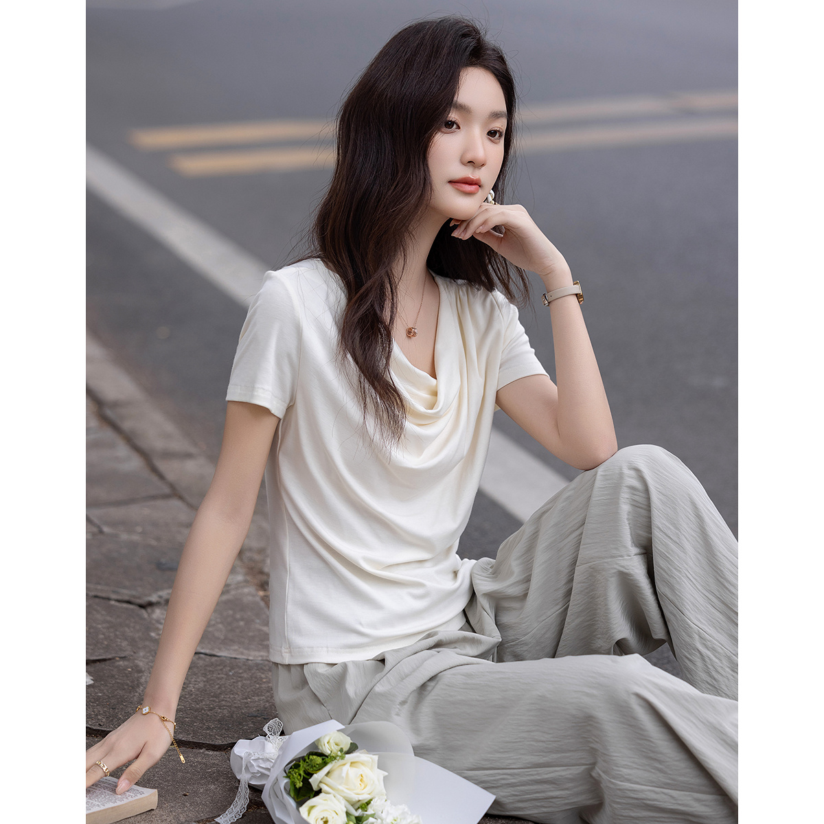 13290371.【含环保莱赛尔】夏季优雅荡领打底衫舒适修身短袖小个子女士t恤