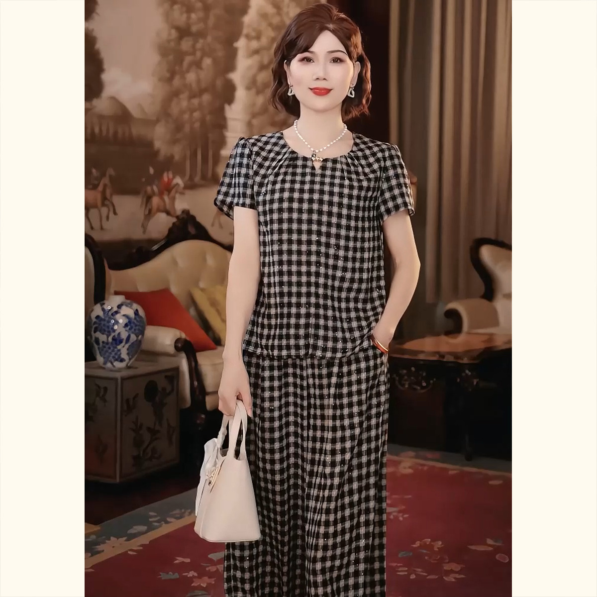 13293441.中年妈妈夏装时尚t恤新款中老年女装减龄洋气上衣+裤子套装