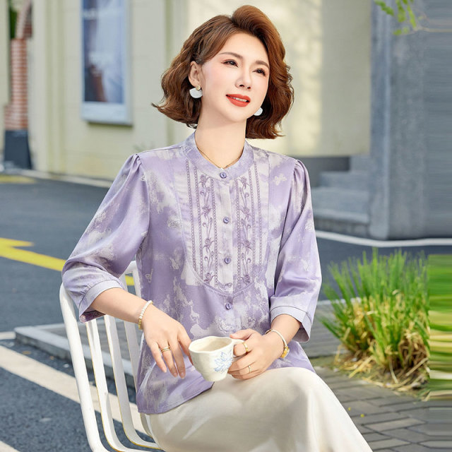 13299575.妈妈装圆领绣花高级感时尚衬衫Q3JCFH9012