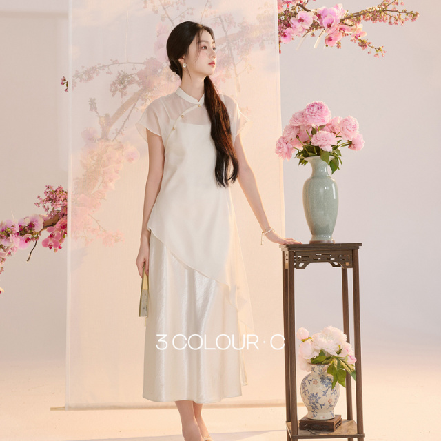 13303280.【醉卧花阴】三彩2026夏季新款缎面吊带裙欧根纱罩衫连衣裙C