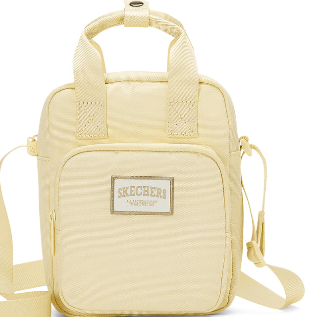 13303771.Skechers斯凯奇运动夏女时尚百搭斜挎包