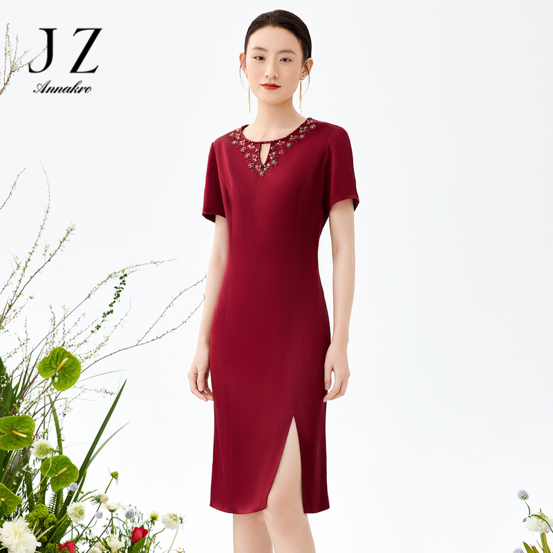13308482.JZ玖姿商场同款女装夏季新款玖度红缎面醋酸连衣裙JWCX50096