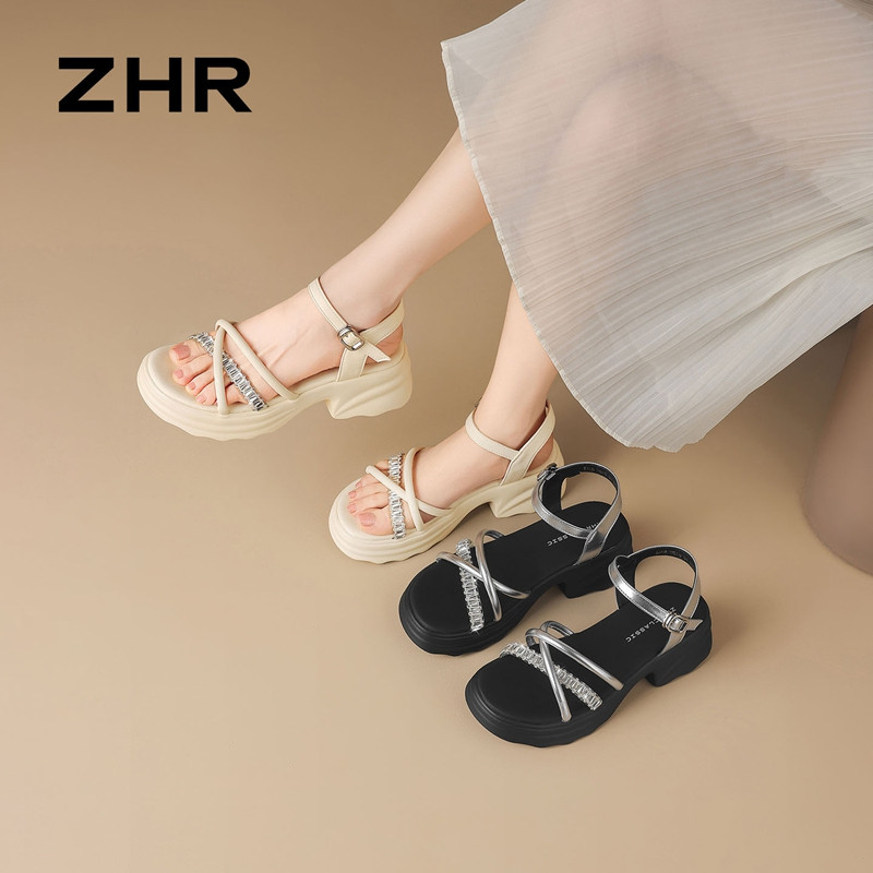 13317774.【ZHR则则】厚底凉鞋露趾搭扣厚底女鞋[PU+PVC]