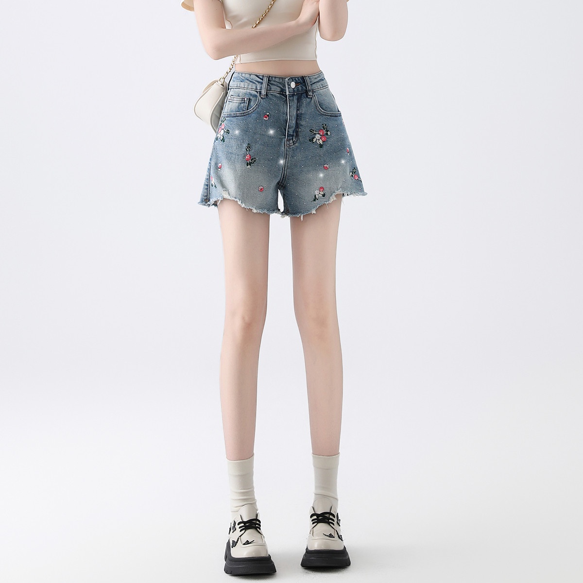 13714869.it ccaabb女装碎花刺绣破洞牛仔短裤女夏季高腰辣妹宽松