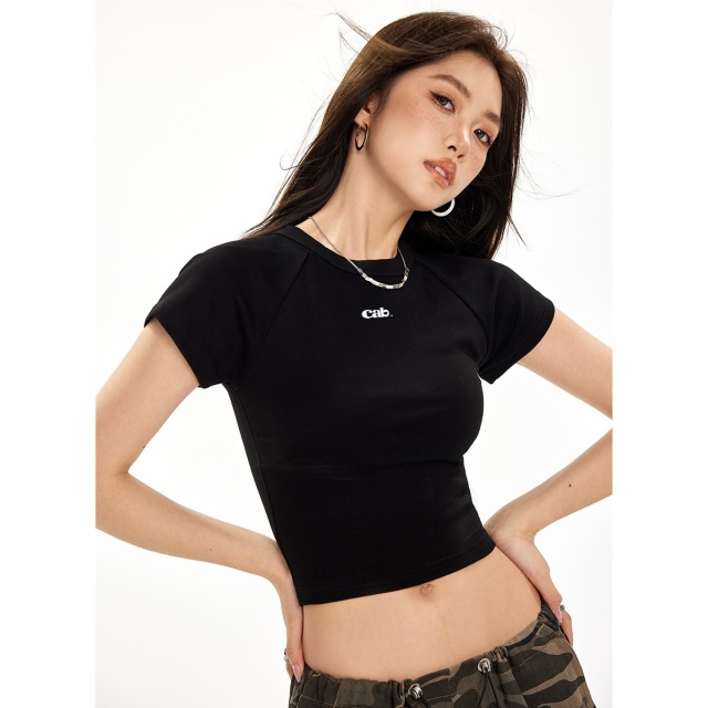 13714833.ccaabb辣妹运动风T恤女夏季显瘦极简风印花短袖女式上衣