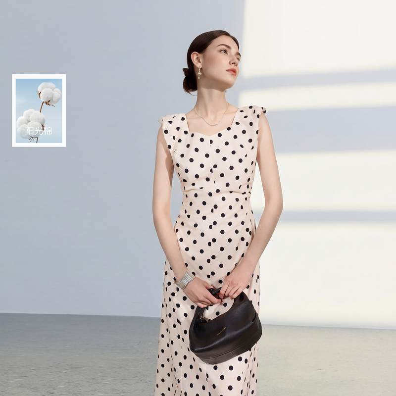 13337029.【100棉】三彩丽雪leisure2026夏季新款法式方领连衣裙波点长裙女