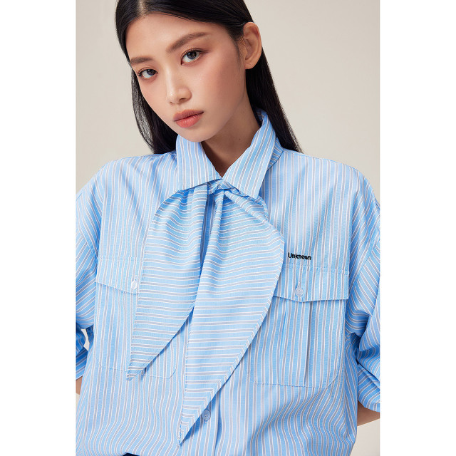 13340302.昂诺字母条纹衬衫女士冬季绣花领巾宽松长袖衬衣