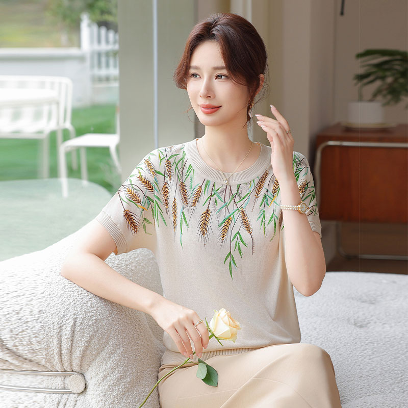 13349140.妈妈装圆领印花时尚针织T恤衫Q5DRZM8326