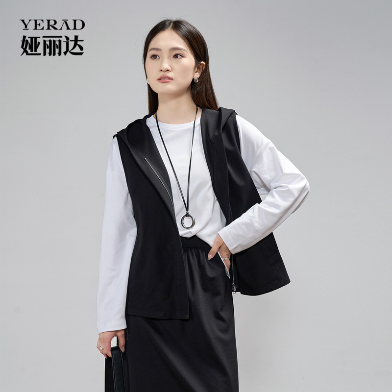 13348427.【娅丽达】休闲户外松弛感连帽宽松马甲外套女无袖上衣