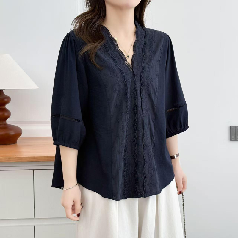 13460935.初云紫衣春夏装 女百搭法式镂空花边V领宽松显瘦衬衫别致泡泡袖上衣6416