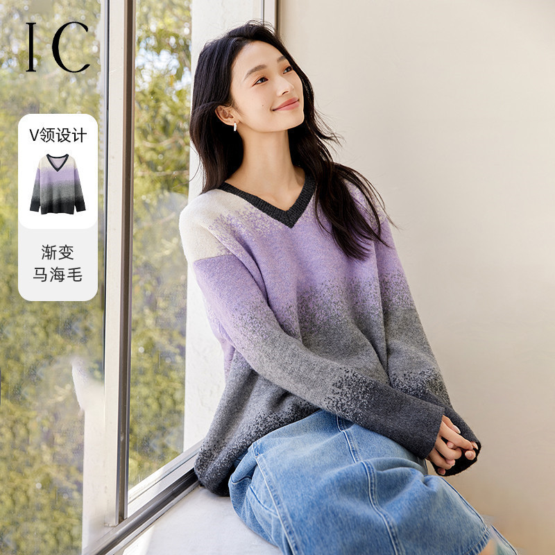 13357144.高级舒适渐变设计新潮时尚针织衫女2025新款秋季宽松百搭毛衣
