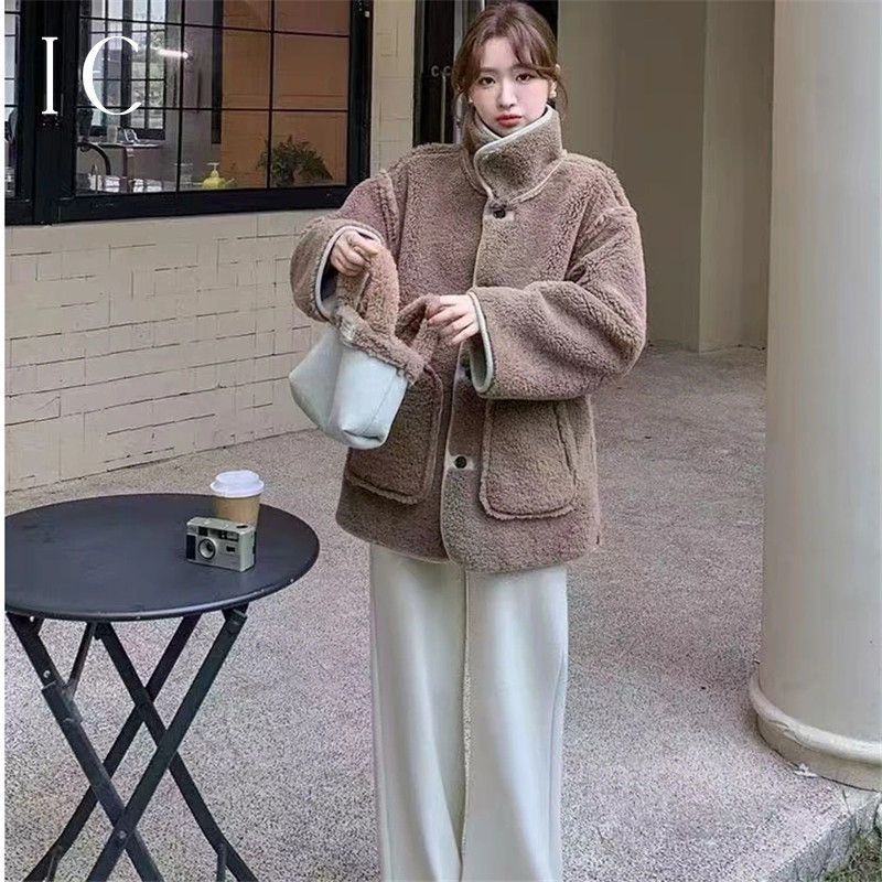 13357146.【双面穿】通勤皮毛一体短外套休闲百搭时尚慵懒宽松女式外套