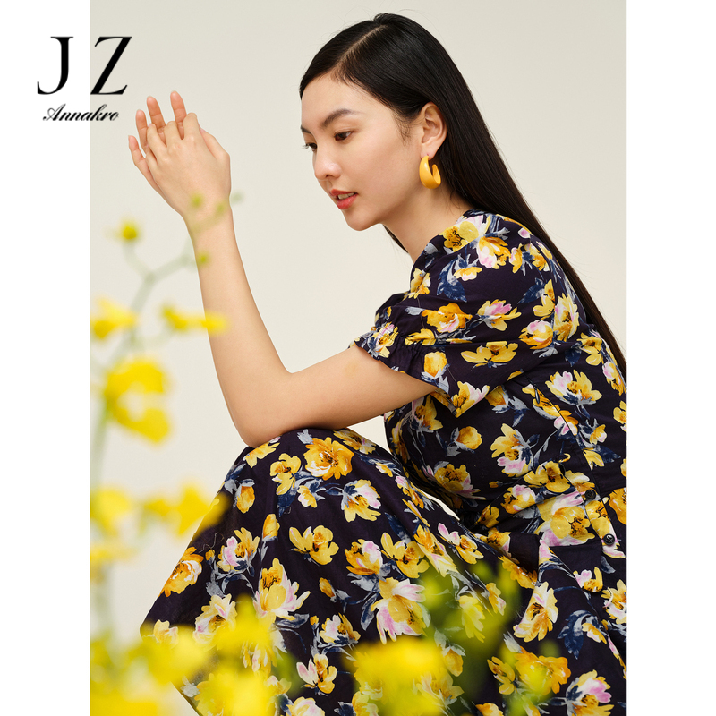 13361495.JZ玖姿商场同款棉定制印花V领系带收腰连衣裙夏季新款JWDX50036