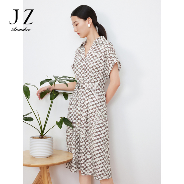 13362280.JZ玖姿衬衫式字母印花连衣裙女装夏季新款肌理提花裙子