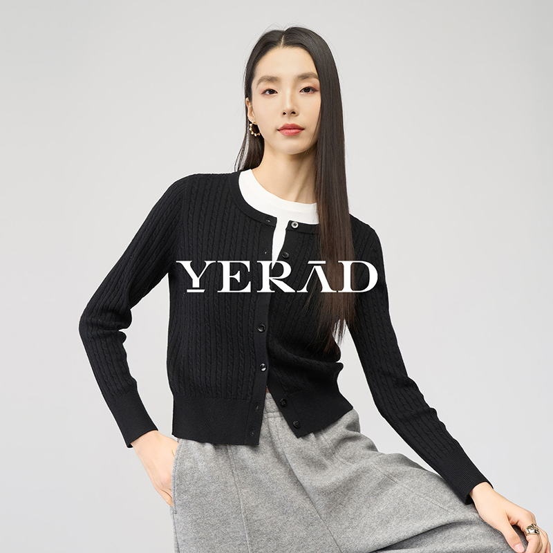 13366612.【娅丽达】圆领简约绞花羊毛针织开衫女羊毛衫宽松短外套