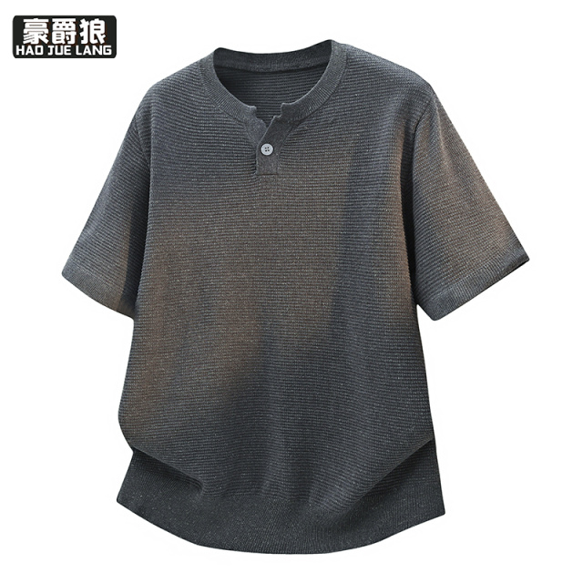 13368281.夏季新款潮牌简约风亨利领日常休闲风短袖T恤男宽松套头上衣