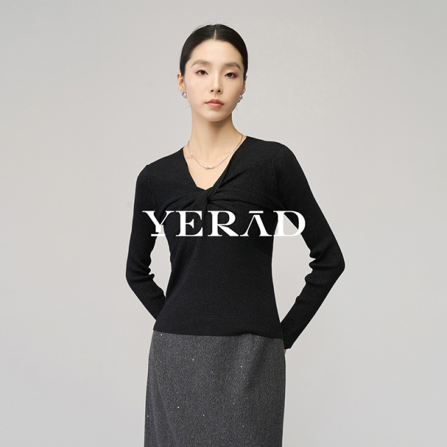 13366648.【娅丽达】扭结设计v领针织衫女羊毛衫修身内搭打底毛衣